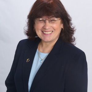 Meet your Posher, Theresa